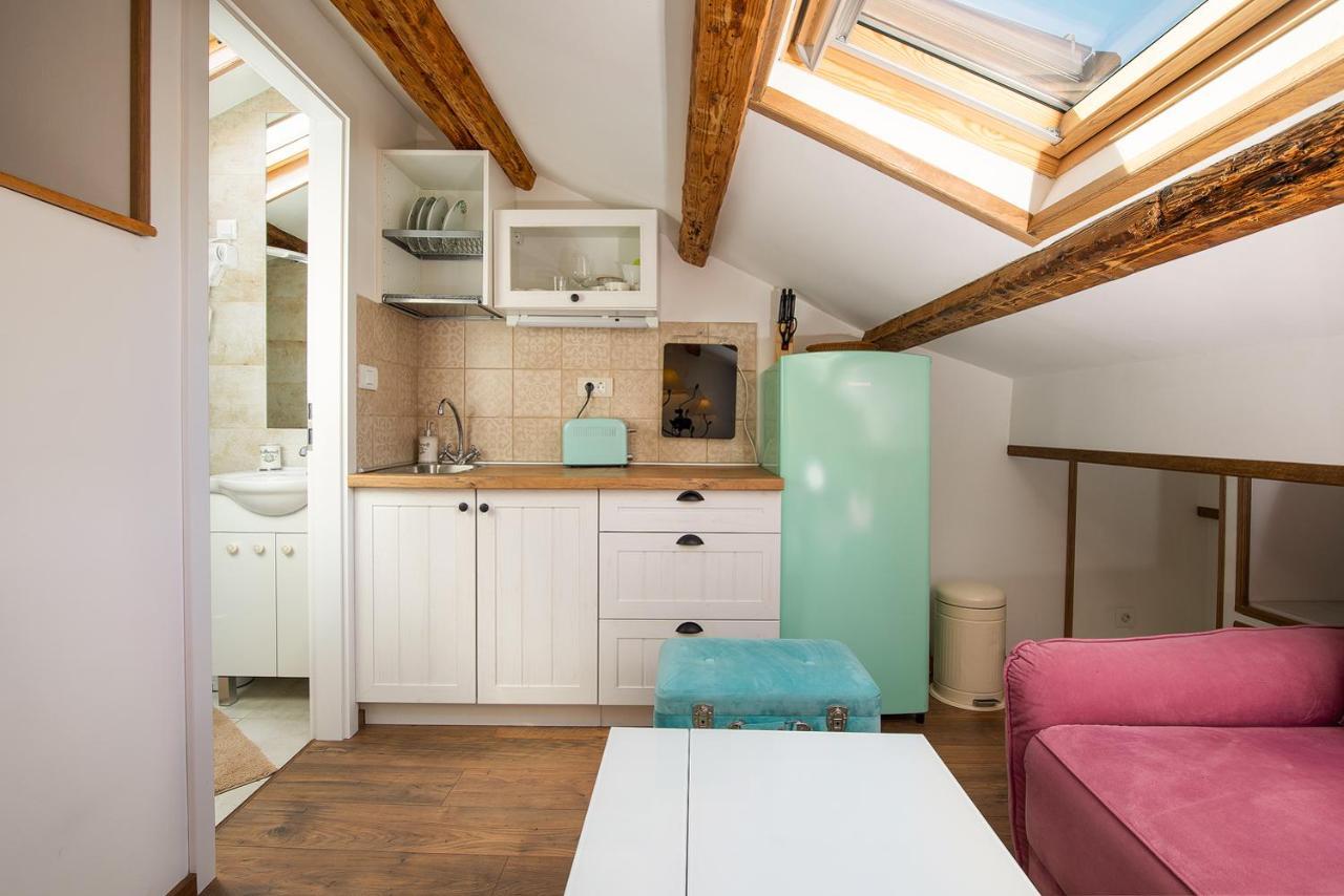 Domus Maximus Apartment Pula Ngoại thất bức ảnh