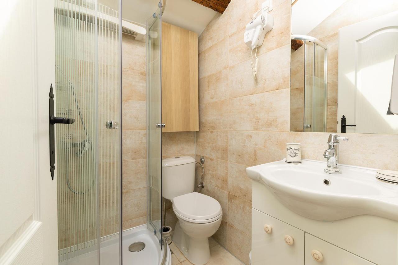Domus Maximus Apartment Pula Ngoại thất bức ảnh