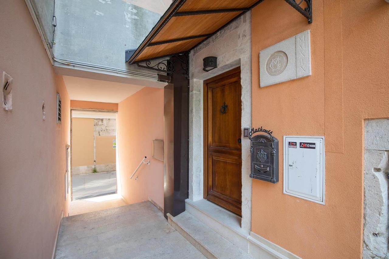 Domus Maximus Apartment Pula Ngoại thất bức ảnh
