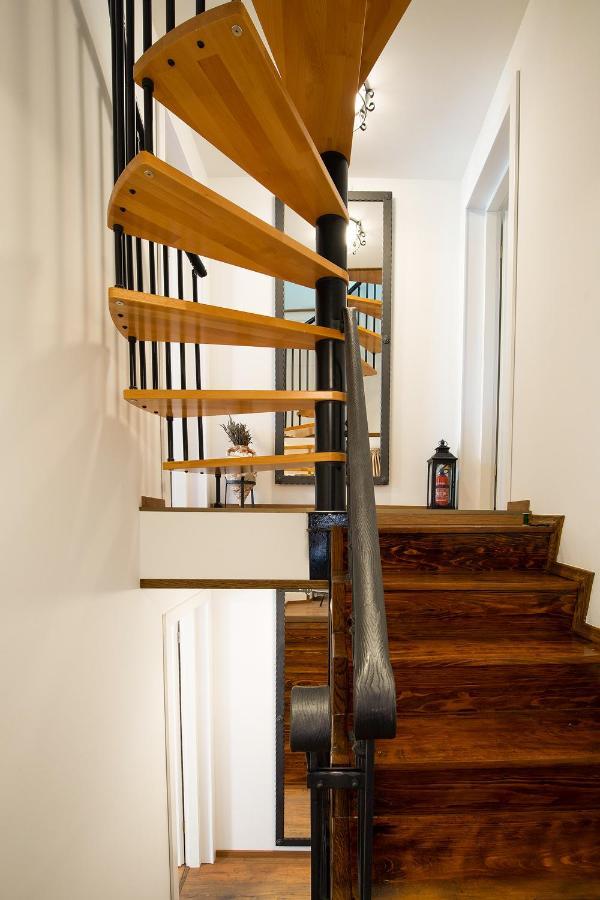Domus Maximus Apartment Pula Ngoại thất bức ảnh